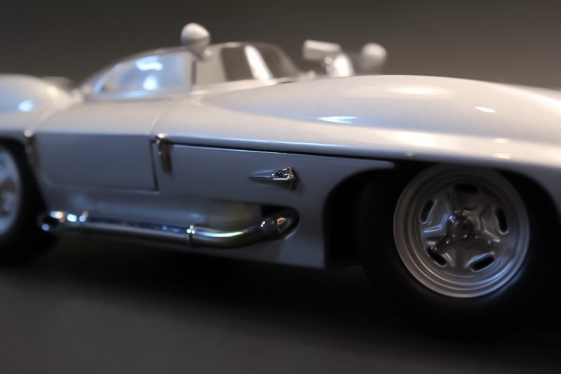 Illustration for article titled 'Murica Monday: AutoArt '59 Stingray Concept